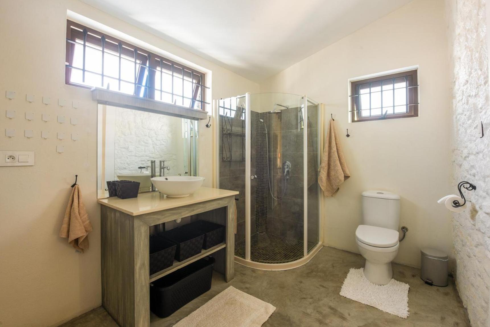 Quaint 4-bedroom In A Fishing Village * Grand Gaube