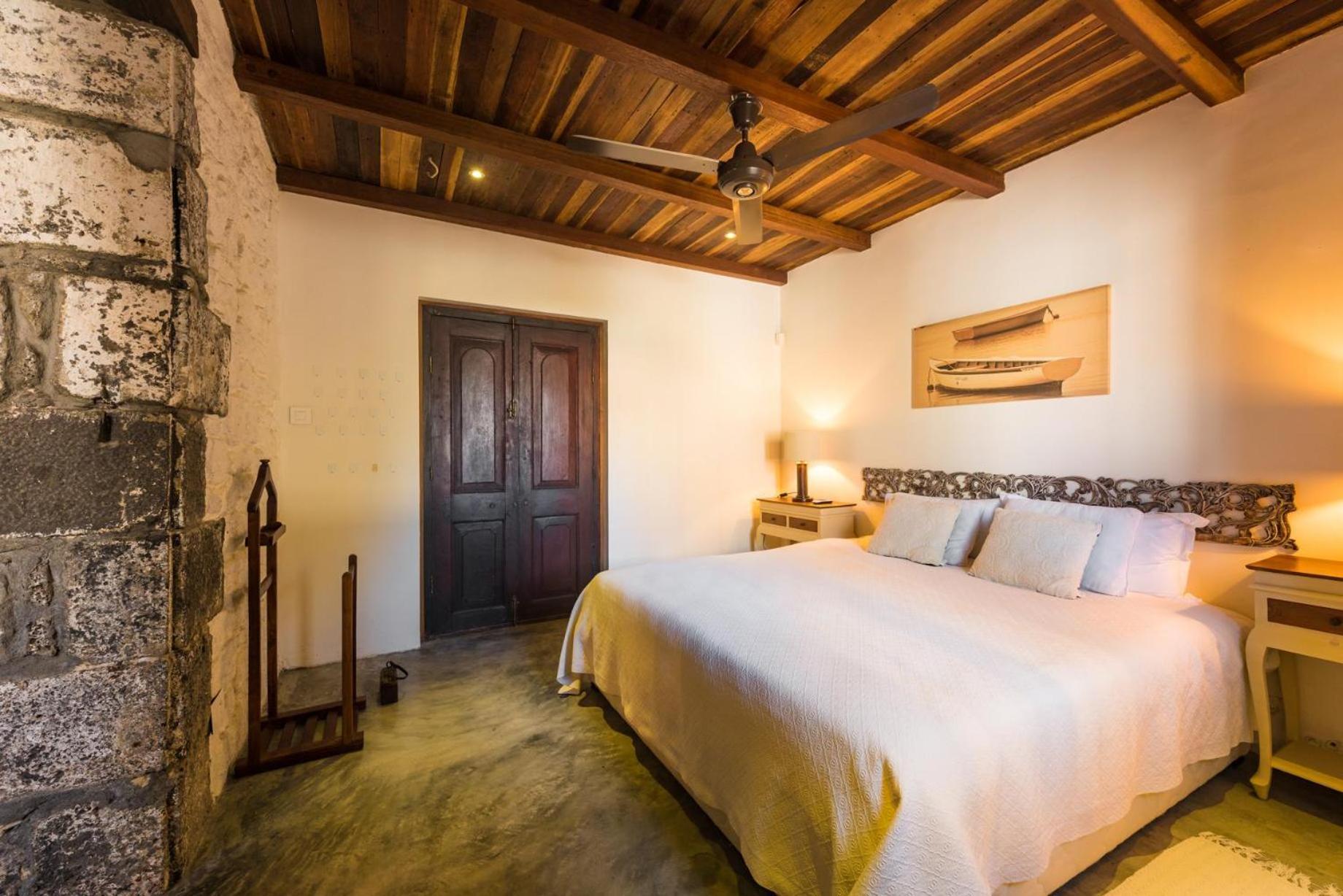 Quaint 4-bedroom In A Fishing Village *